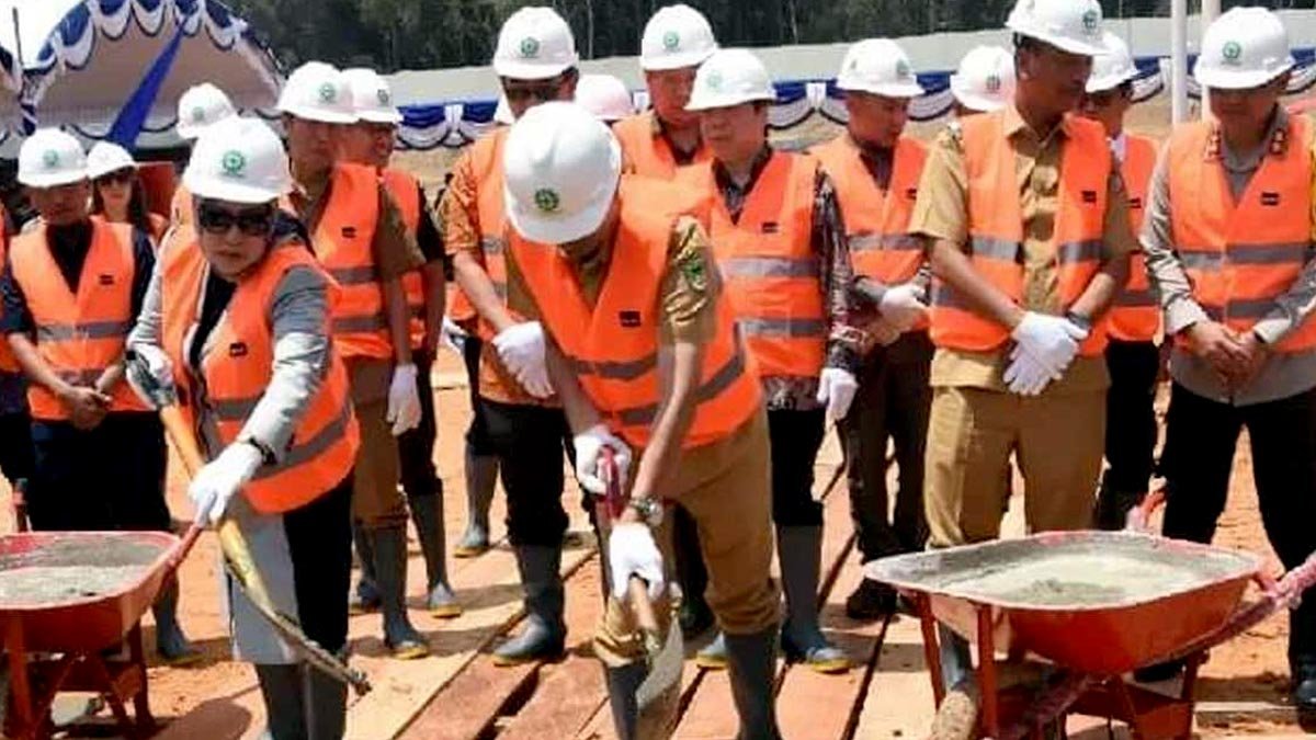 North Barito Regent Lays the First Stone of Palm Oil Mill to Improve Local Economy palm oil magazine