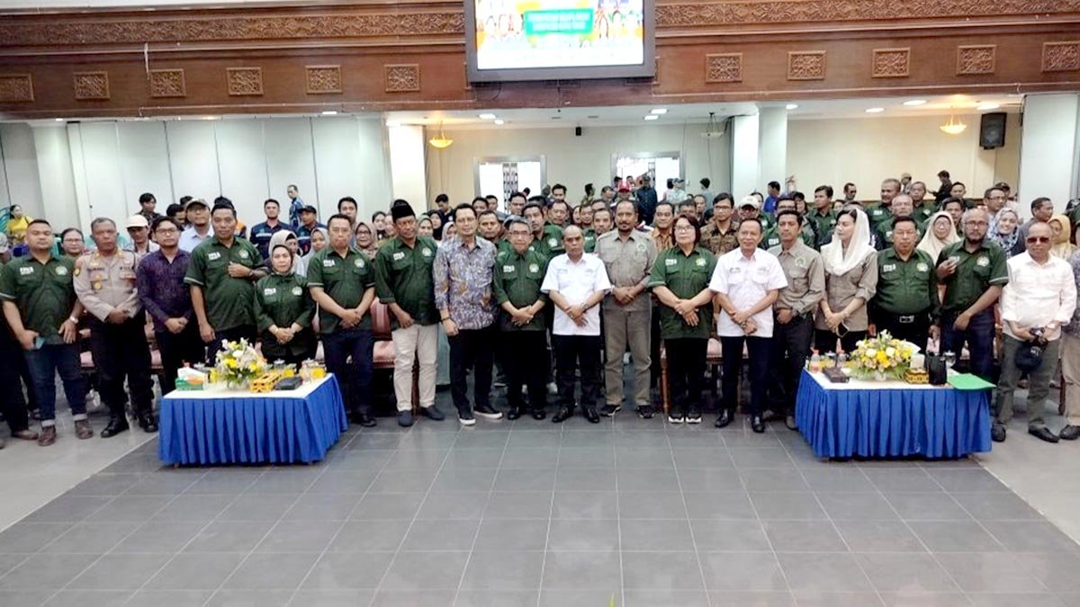 Chairman of FPKS Kutai Timur Highlights Local Palm Oil Pride and Development Plans palm oil magazine