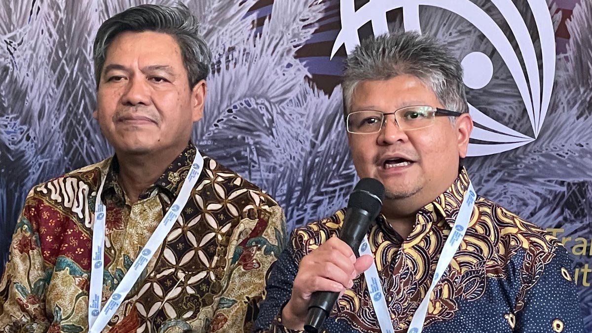 Government Calls for Policy Transformation and Collaboration to Boost Sustainable Palm Oil Industry at PERISAI 2024 Palm Oil Magazine