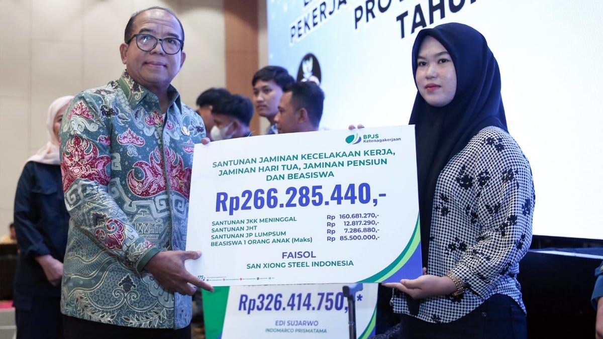 Lampung Launches Social Insurance Program for 18,612 Vulnerable Palm Oil Workers Palm Oil Magazine