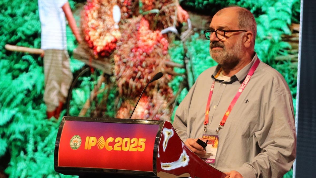 CIRAD Highlights Palm Oil Practice Challenges and Their Impact on Global Markets Rev Palm Oil Magazine, GAPKI IPOC 2025