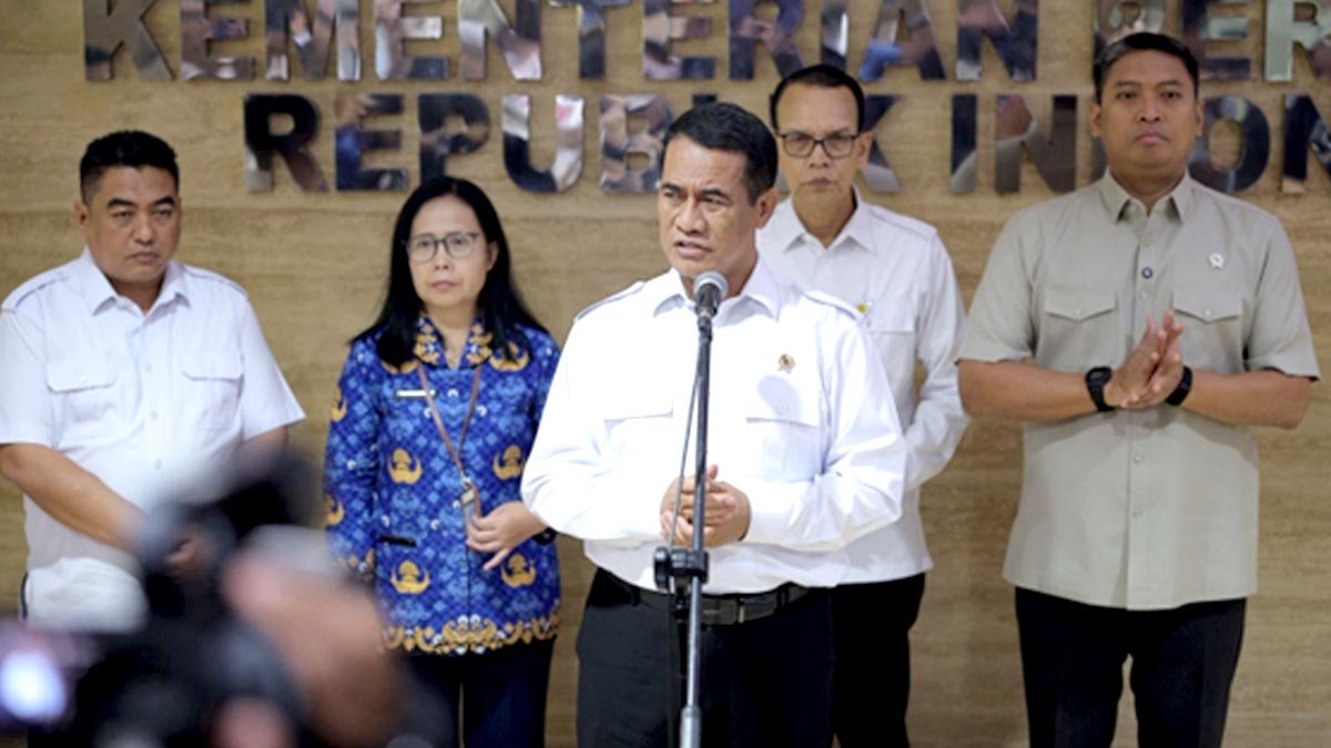 Amran Says 90% of Palm Oil Companies Have Raised Fresh Fruit Bunch Prices for Farmers Palm Oil Magazine